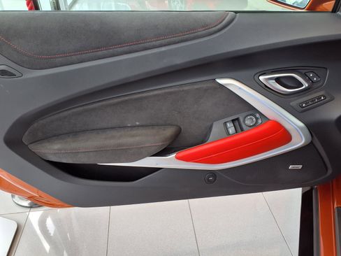Used 2022 Chevrolet Camaro ZL1 RWD image 22