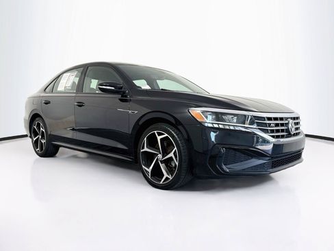 Used 2021 Volkswagen Passat 2.0T R-Line FWD image 8