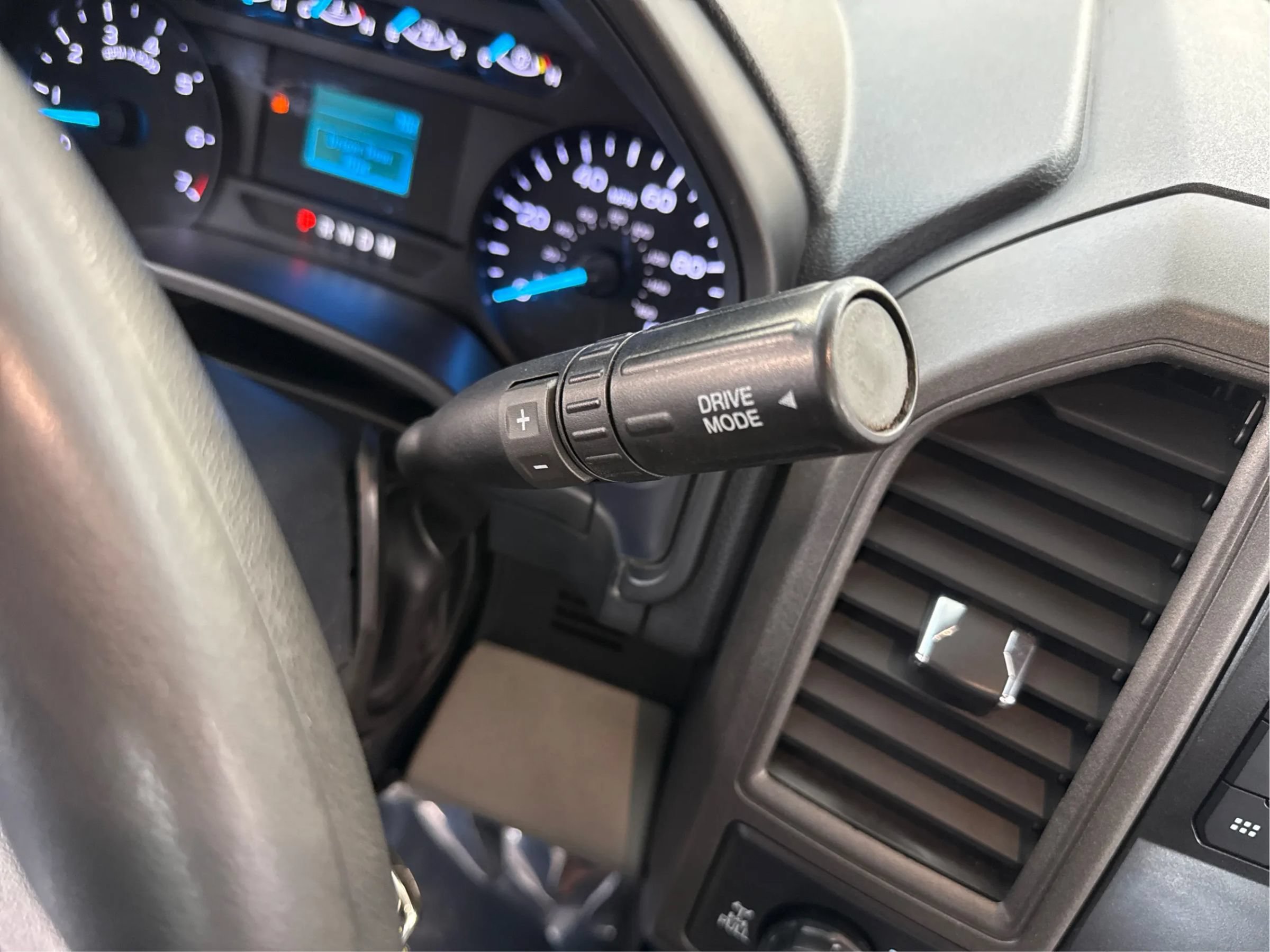 Used 2022 Ford F350 XL w/ Power Equipment Group AWD/4WD image 39