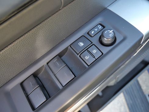 Certified 2024 Toyota Sequoia Platinum AWD/4WD image 19