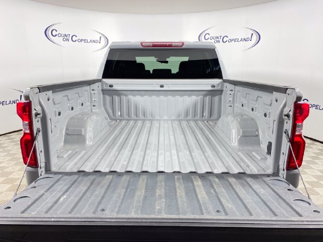 Certified 2024 Chevrolet Silverado 1500 RST AWD/4WD image 24