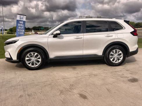 Certified 2025 Honda CR-V LX image 4