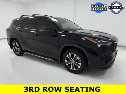 Used 2021 Toyota Highlander XLE