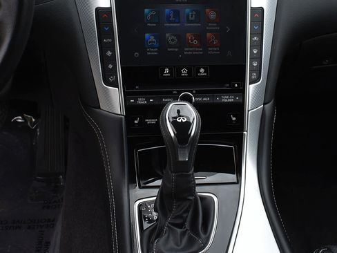 Used 2023 INFINITI Q50 Luxe AWD/4WD image 15