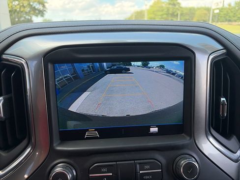 Used 2021 Chevrolet Silverado 1500 LT Trail Boss w/ Bed Protection Package AWD/4WD image 19