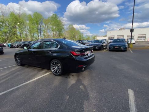 Used 2020 BMW 330i xDrive Sedan w/ Convenience Package AWD/4WD image 6