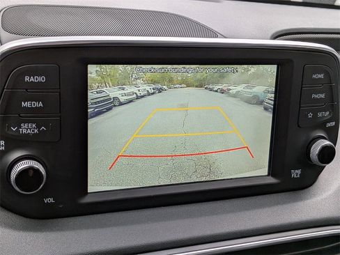 Used 2020 Hyundai Santa Fe SEL image 23