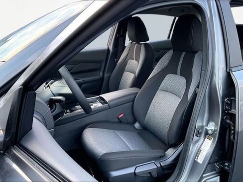 New 2026 Nissan Sentra SV image 6