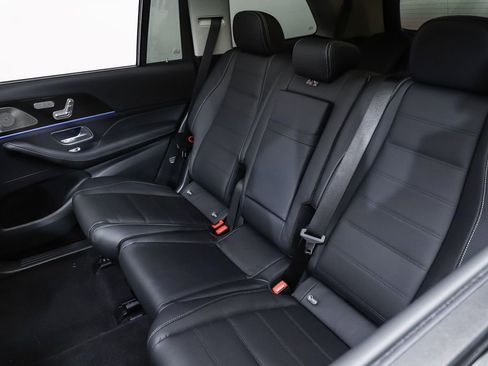 New 2026 Mercedes-Benz GLS 450 4MATIC image 11