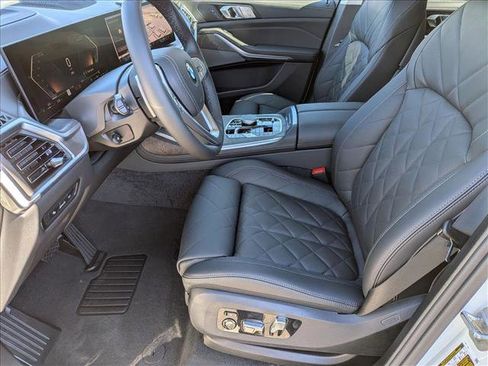 New 2026 BMW X7 xDrive40i image 4