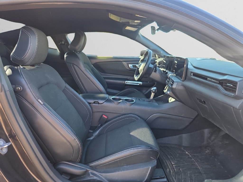 Used 2024 Ford Mustang Coupe RWD image 15