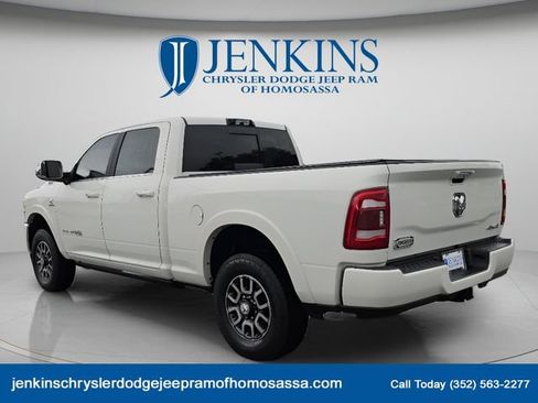 Used 2022 RAM 3500 Limited AWD/4WD image 7