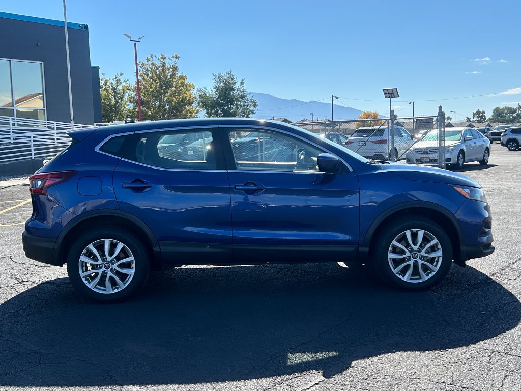 Used 2021 Nissan Rogue Sport S AWD/4WD image 2