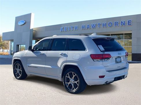Used 2019 Jeep Grand Cherokee Overland image 4