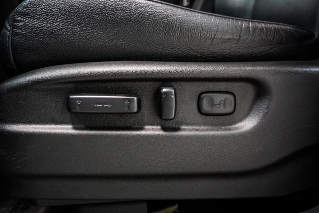 Used 2017 Honda Pilot Touring image 7