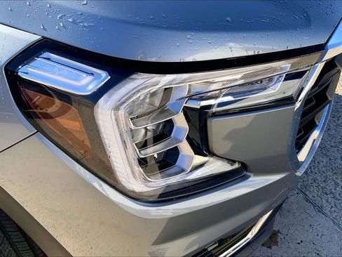 Certified 2023 GMC Terrain SLE image 25