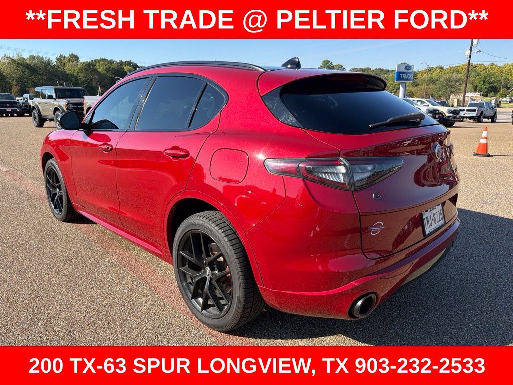 Used 2021 Alfa Romeo Stelvio Ti Sport AWD/4WD image 8