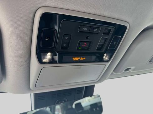 Used 2024 Toyota Grand Highlander Platinum image 38