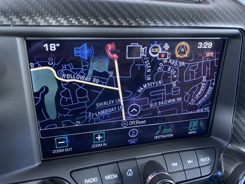 Certified 2016 Chevrolet Corvette Z06 w/ 3LZ Preferred Equipment Group image 6