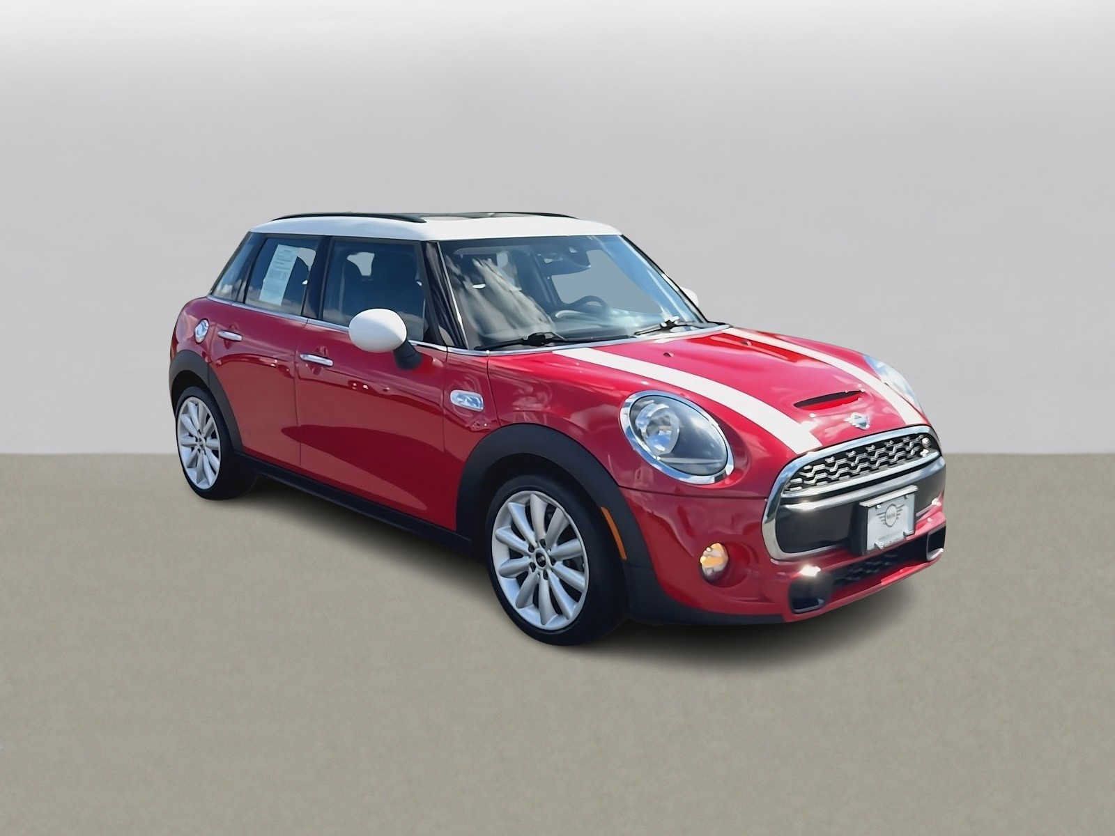 Used 2019 MINI Cooper S FWD image 2