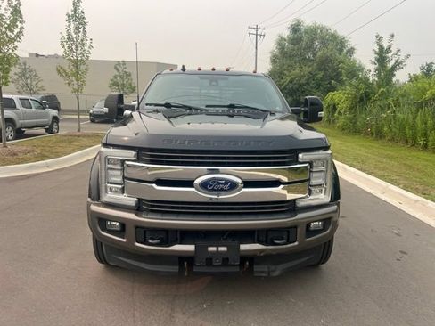 Used 2019 Ford F450 King Ranch w/ King Ranch Ultimate Package AWD/4WD image 2
