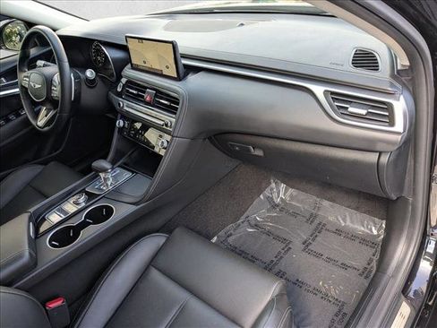 Used 2025 Genesis G70 2.5T image 22