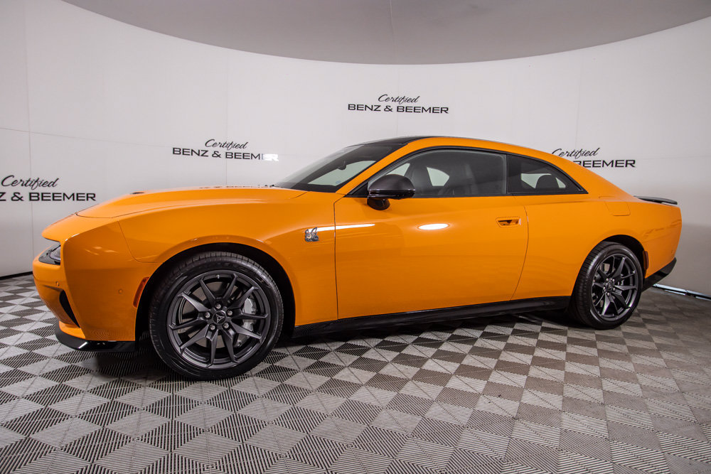 Used 2026 Dodge Charger Scat Pack AWD/4WD image 13