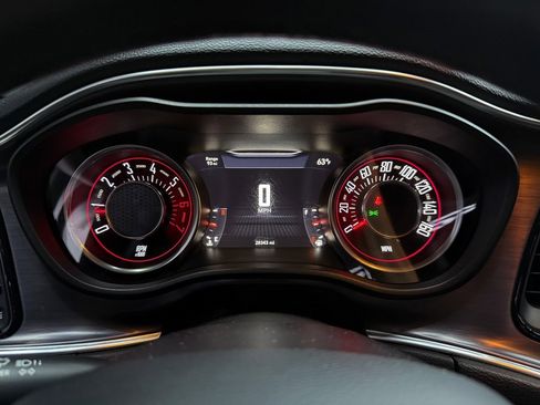 Used 2015 Dodge Challenger R/T w/ Quick Order Package 22B R/T image 27