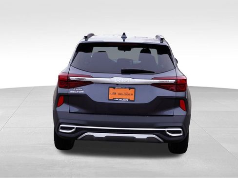 Certified 2023 Kia Seltos S w/ Navigation Package image 6