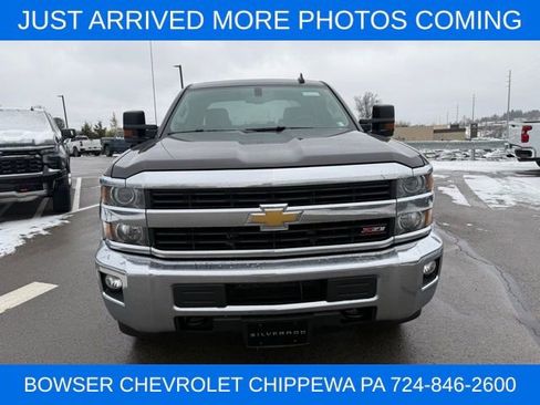 Used 2015 Chevrolet Silverado 2500 LT w/ LT Convenience Package image 10