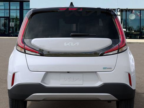 New 2025 Kia Soul EX image 14