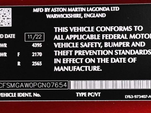 Used 2023 Aston Martin V8 Vantage Coupe image 29