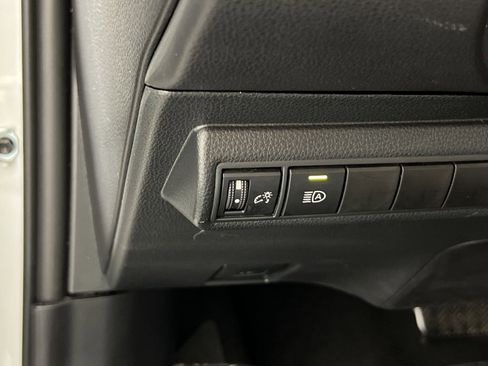 Used 2024 Toyota Corolla LE image 30