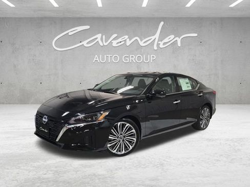 New 2025 Nissan Altima 2.5 SL image 1