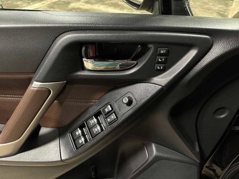 Used 2017 Subaru Forester 2.0XT Touring image 23