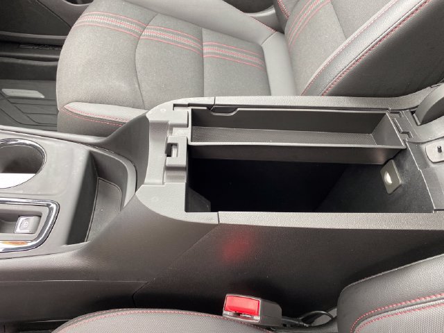 Used 2022 Chevrolet Equinox RS w/ LPO, Floor Liner Package AWD/4WD image 14