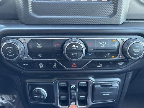 Used 2021 Jeep Wrangler Unlimited Sport AWD/4WD image 63