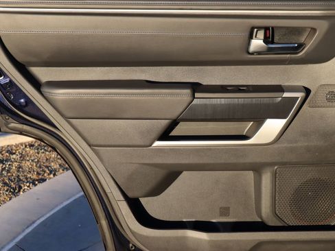 Used 2025 Toyota Sequoia Platinum image 26