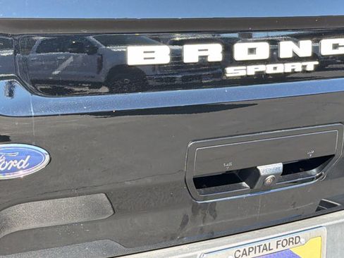 Certified 2024 Ford Bronco Sport Outer Banks w/ Tech Package AWD/4WD image 28