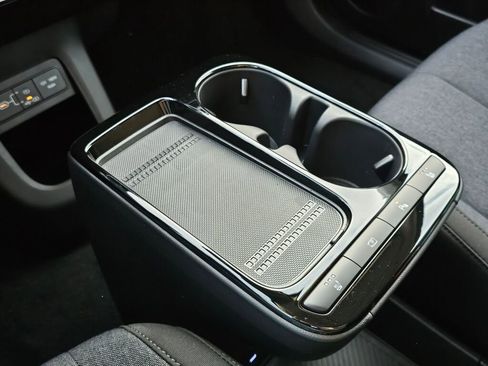 New 2026 Hyundai Ioniq 5 SE image 23