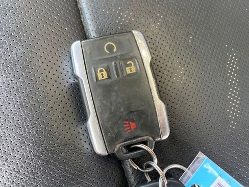 Certified 2018 Chevrolet Silverado 2500 High Country w/ Duramax Plus Package image 24