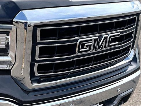 Used 2015 GMC Sierra 1500 SLT w/ SLT Crew Cab Value Package image 29