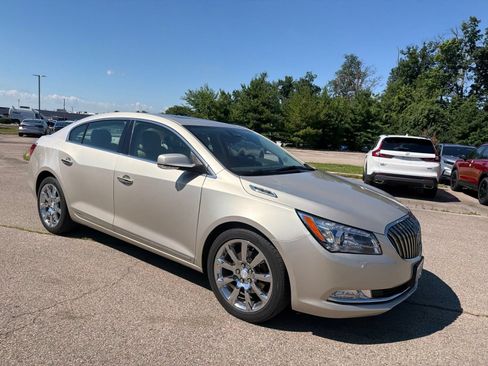 Used 2014 Buick LaCrosse Premium w/ Driver Confidence Package FWD image 6