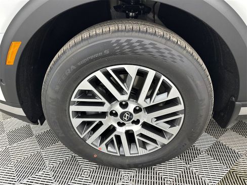 Used 2026 Hyundai Palisade SEL image 13