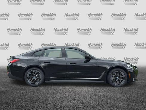 Used 2023 BMW i4 eDrive35 image 3