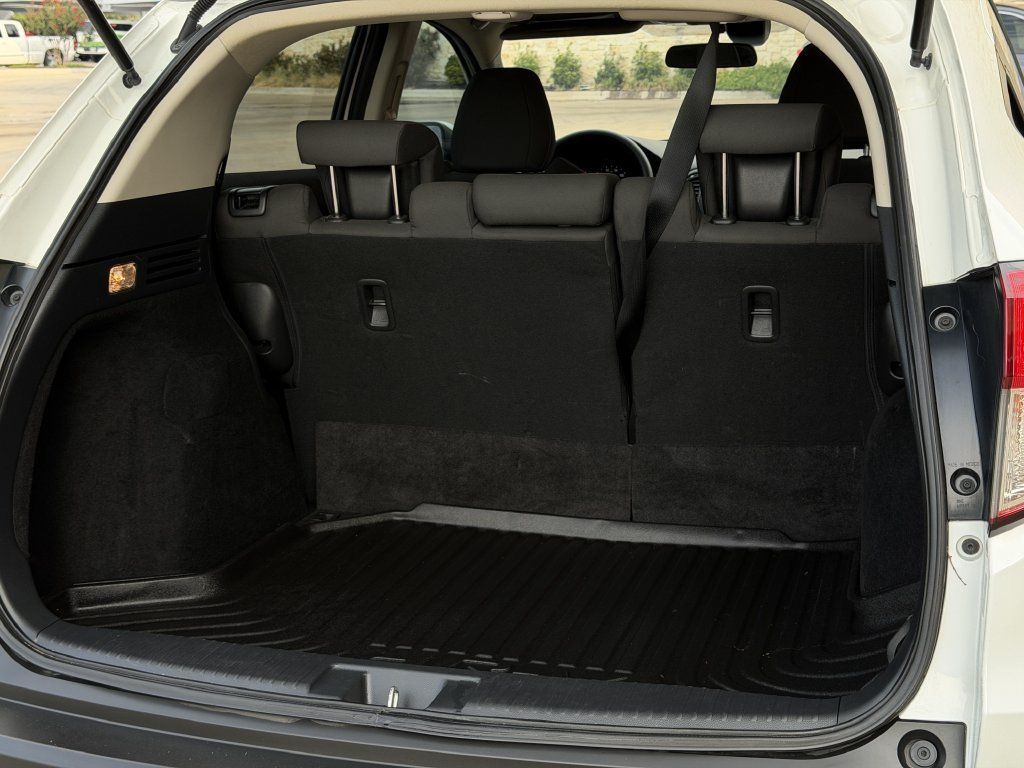 Used 2020 Honda HR-V EX image 27