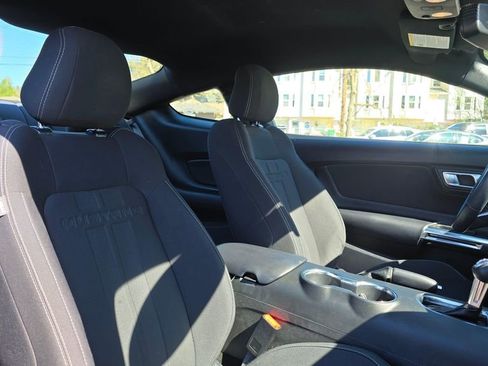 Used 2019 Ford Mustang Coupe image 12