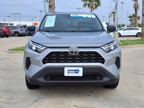 Used 2023 Toyota RAV4 LE FWD image 2