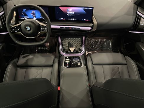 Used 2025 BMW X3 xDrive30i w/ Convenience Package image 17