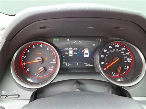 Used 2022 Toyota Camry XSE image 14